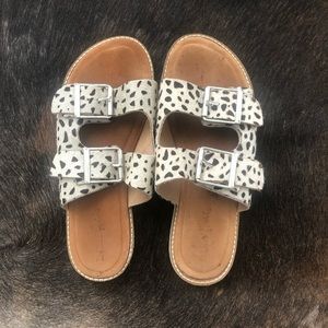 Women’s Diba True sandals size 8.5